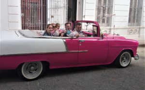 Havana, the museum on wheels of old American cars